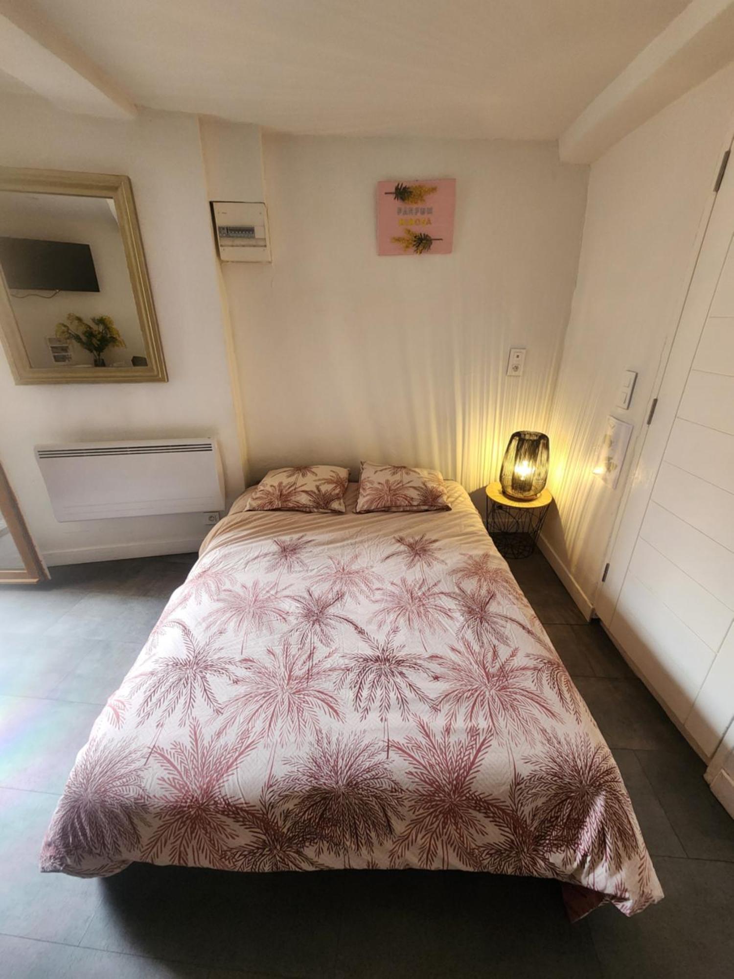 Parfum Mimosa Apartment กราส ภายนอก รูปภาพ
