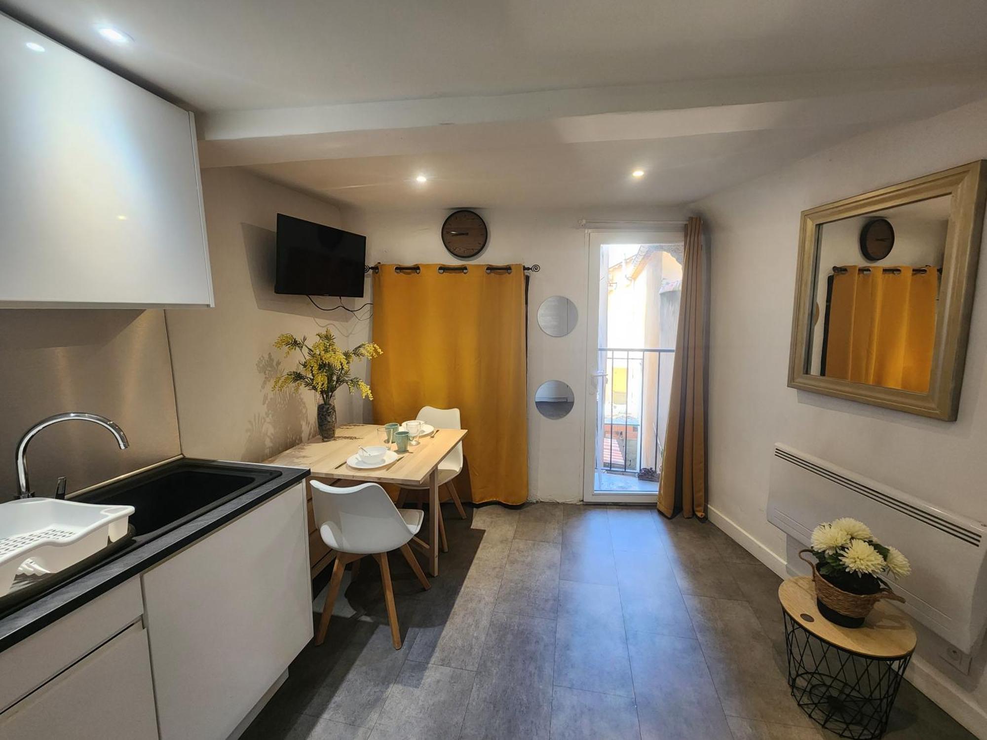 Parfum Mimosa Apartment กราส ภายนอก รูปภาพ